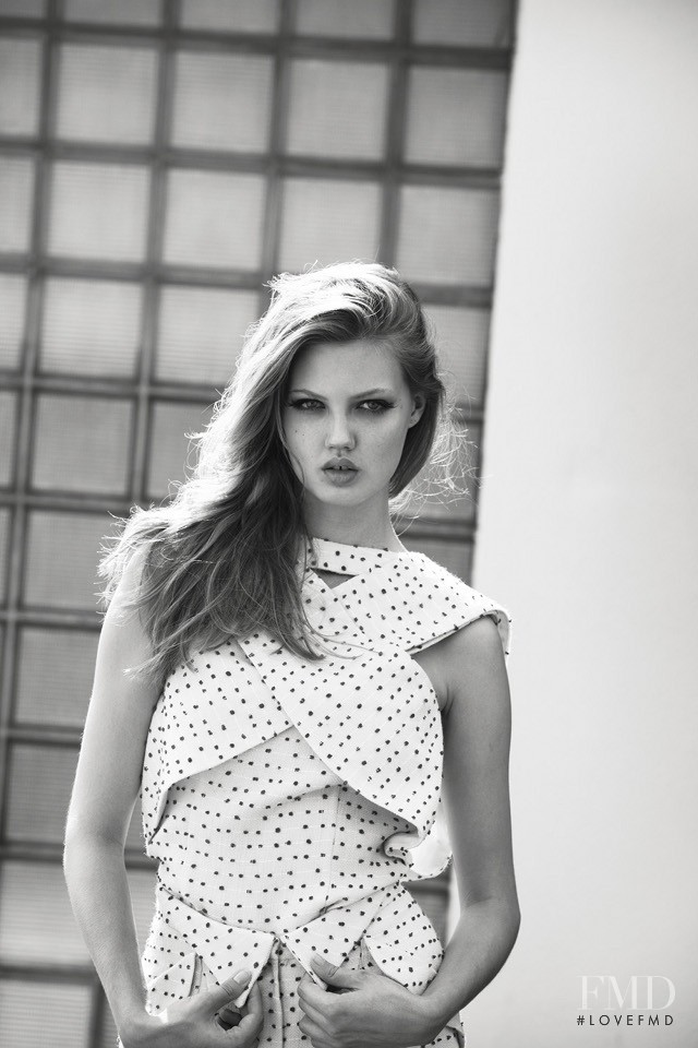 Lindsey Wixson featured in À la Mode, November 2011
