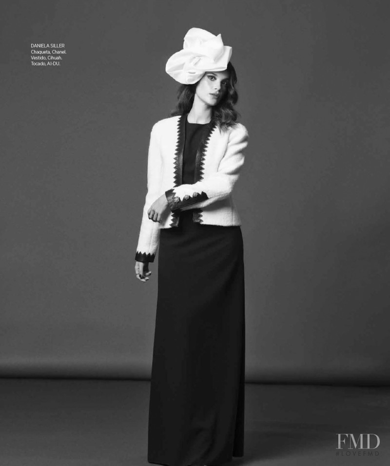 En Blanco Y Negro, August 2015