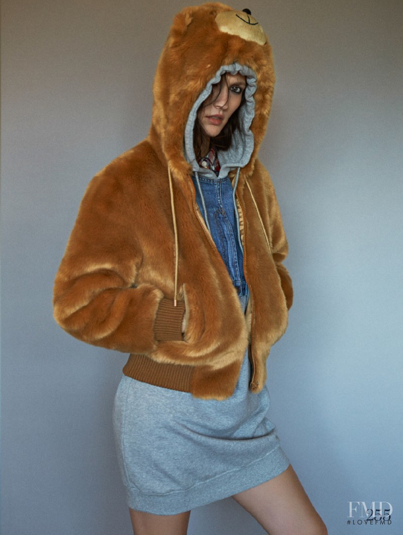 Kely Ferr featured in Hot Fuzz, November 2015