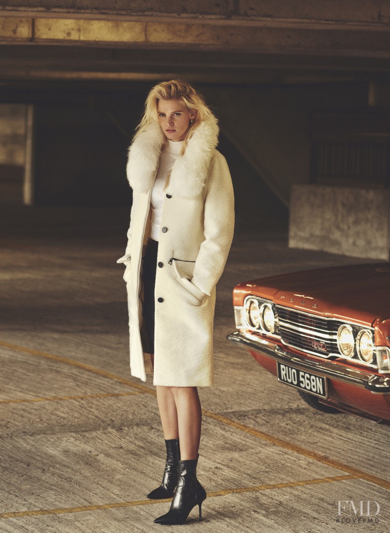 Lara Stone featured in Lara Stone, November 2015