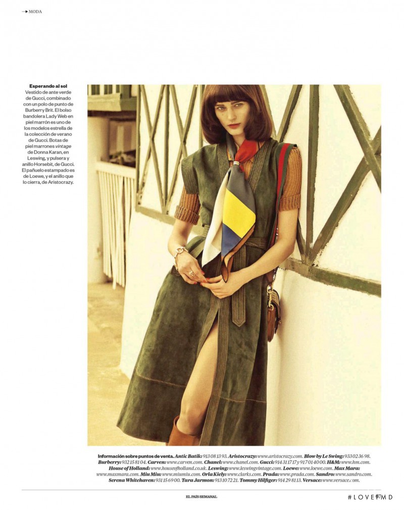 Ksenia Nazarenko featured in Travesía Retro, August 2015