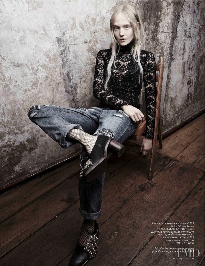 Maja Salamon featured in Opposites Attract, November 2015