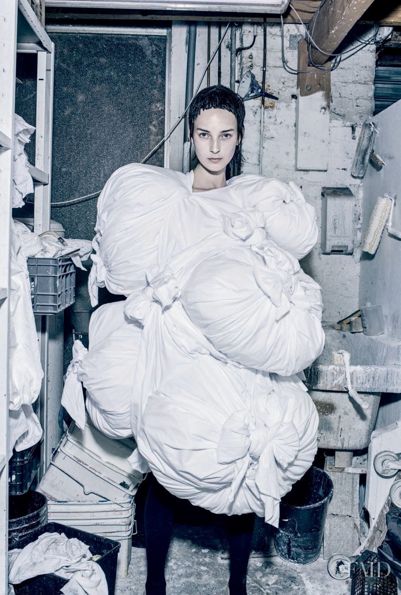 Julia Bergshoeff featured in Rei Kawakubo, October 2015