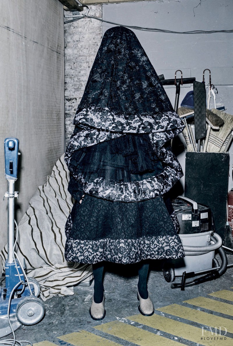 Julia Bergshoeff featured in Rei Kawakubo, October 2015