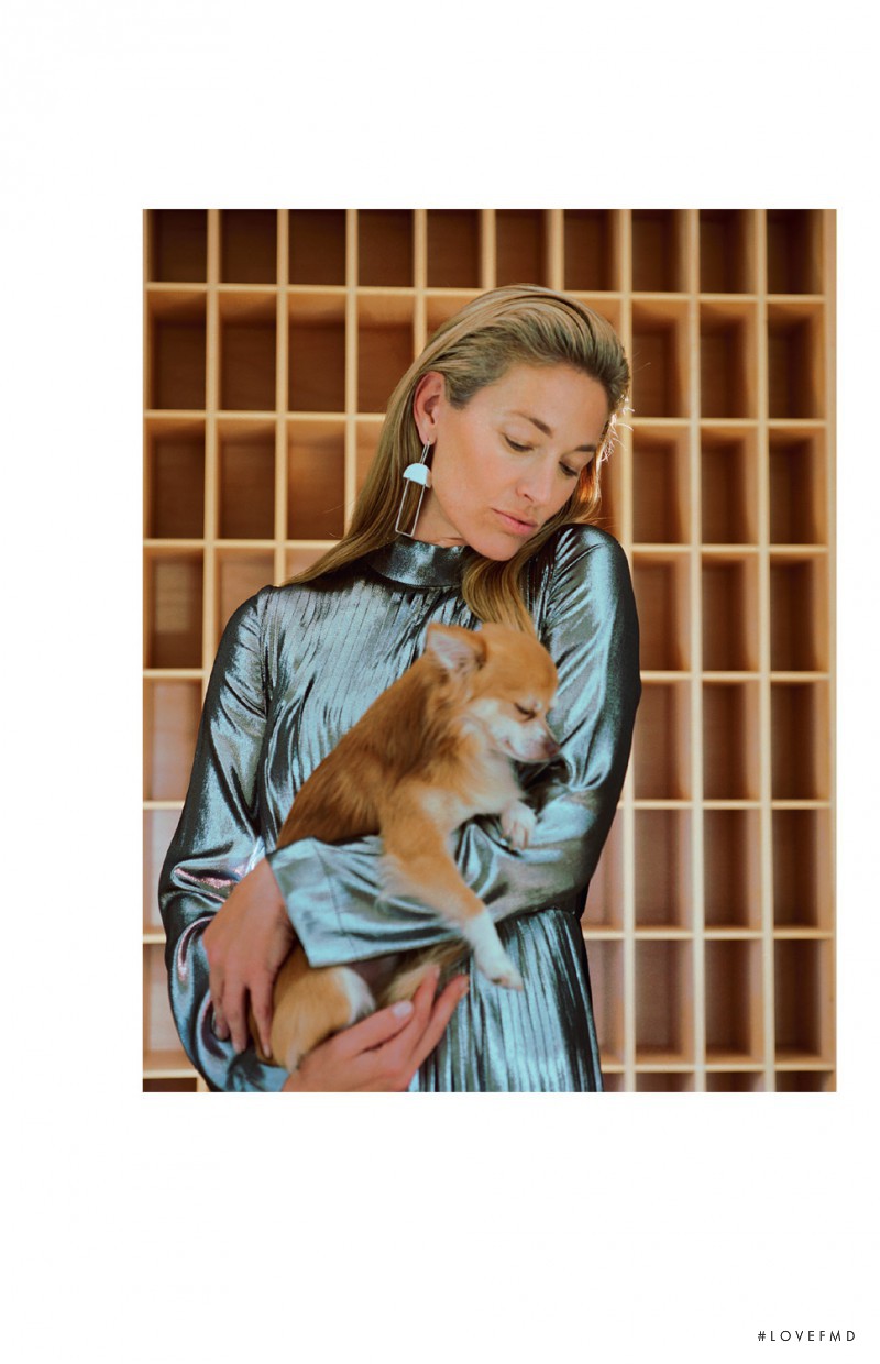 Elaine Irwin Mellencamp featured in Love Lies, September 2015