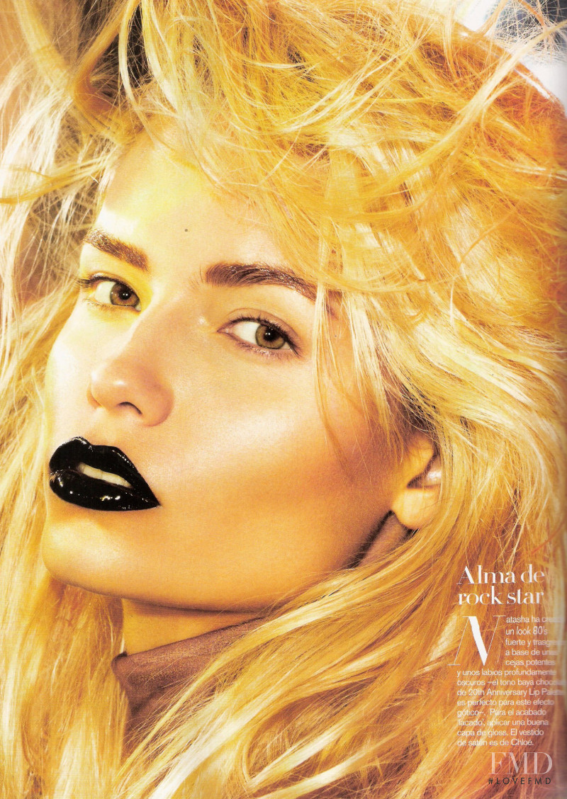 Natasha Poly featured in Sombra Aquí, November 2011