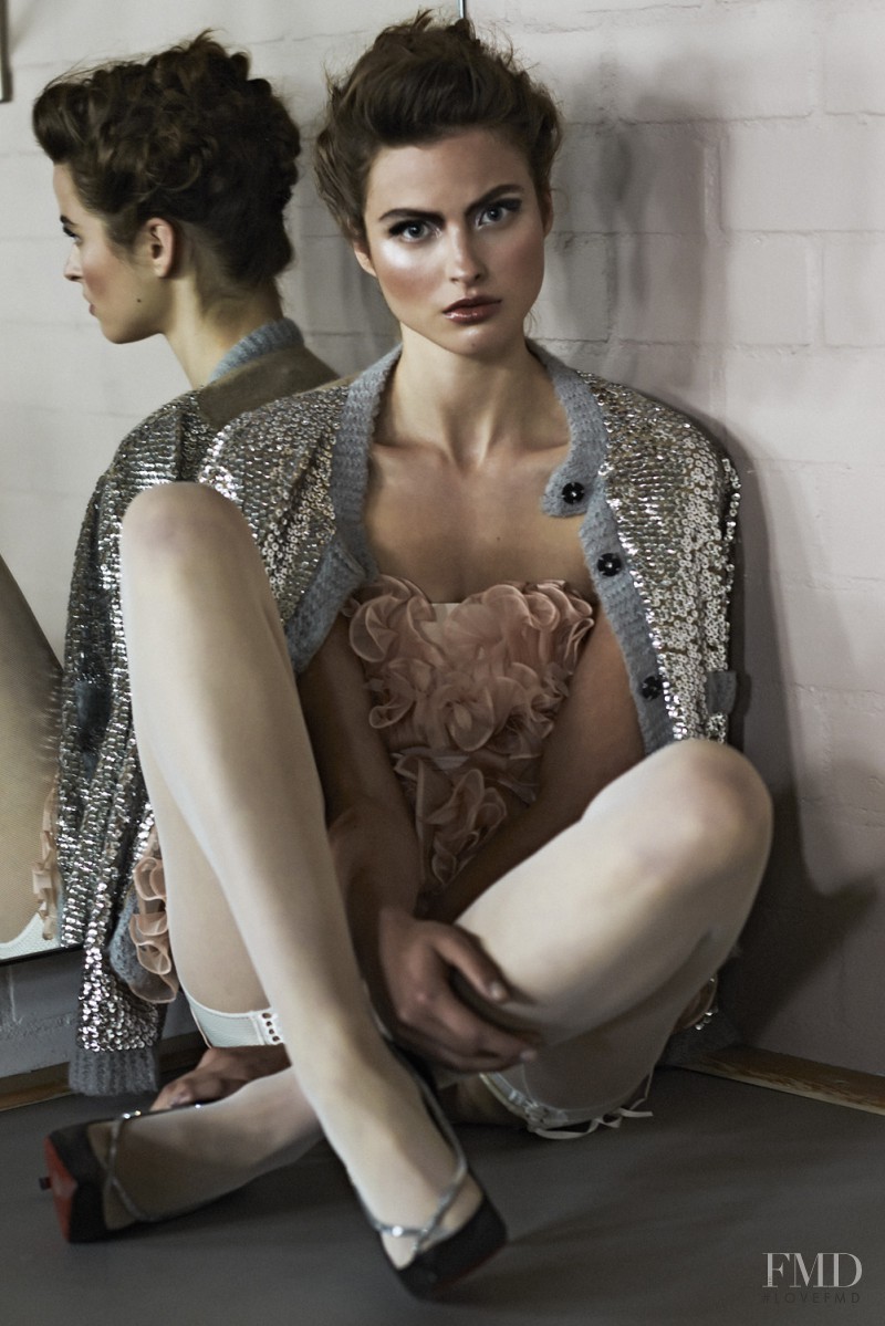 Simone Doreleijers featured in Prima Ballerina, November 2011