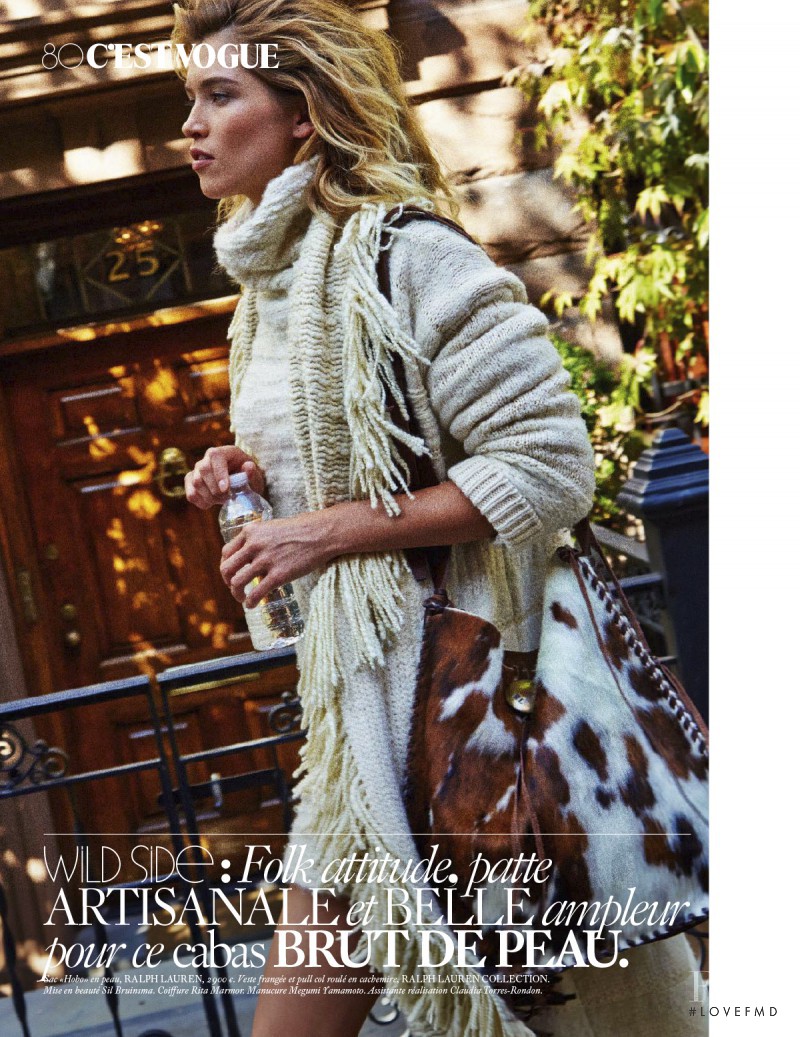 Hana Jirickova featured in C\'est Vogue: Esprit Carré, November 2015