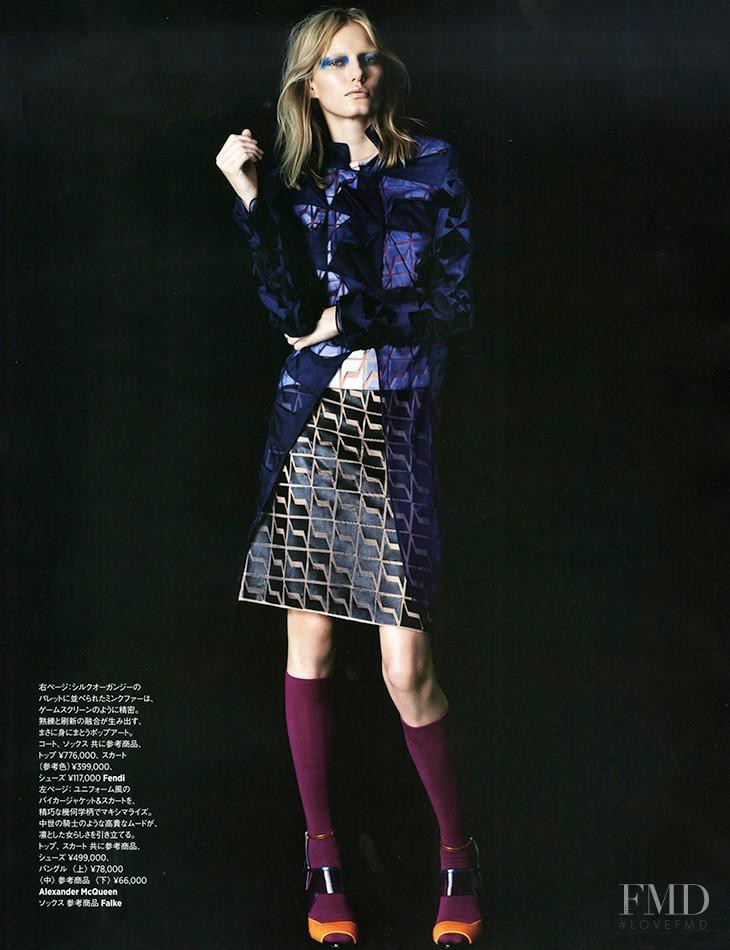 Marique Schimmel featured in Lost In Space, May 2014