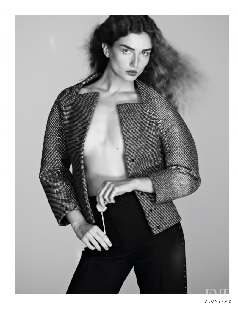 Andreea Diaconu featured in Etat De Grace, November 2015