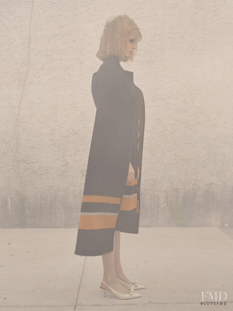 Alisa Ahmann featured in Alisa Ahmann, November 2015
