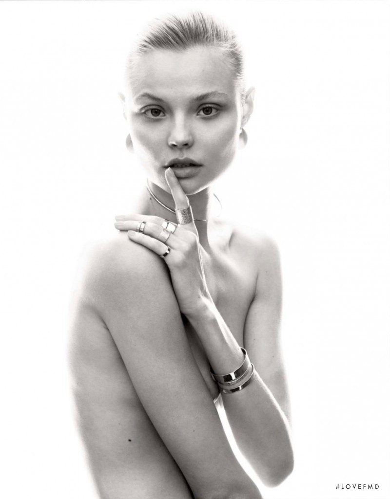 Magdalena Frackowiak featured in Magdalena Frackowiak, September 2015