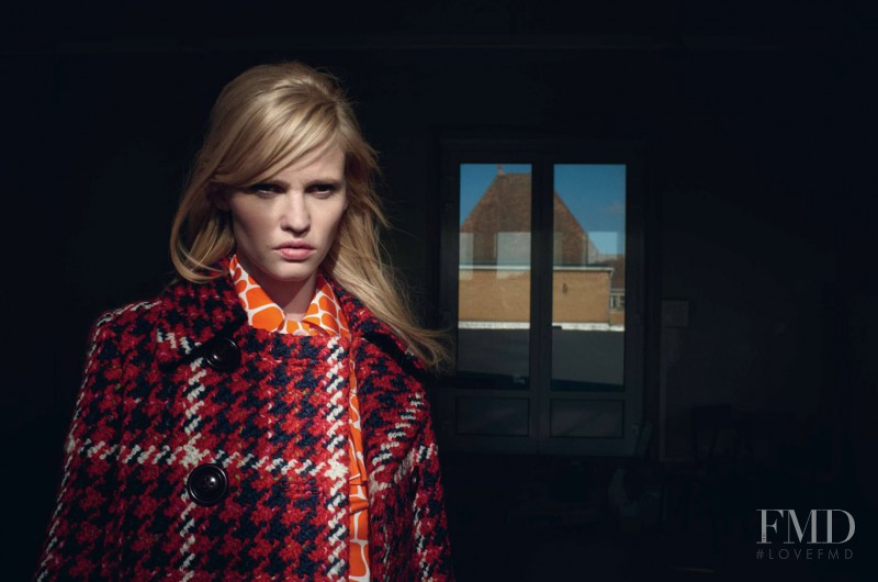 Lara Stone featured in Lara Stone, September 2015