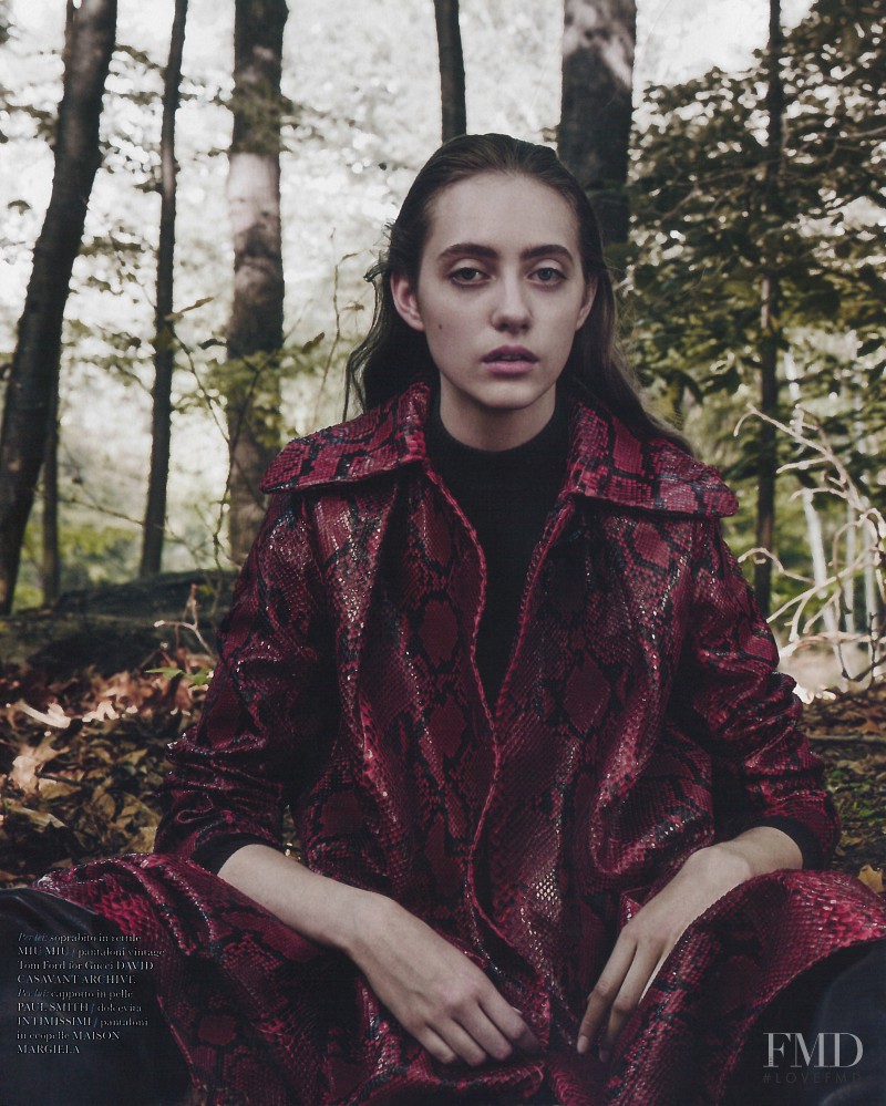 Lia Pavlova featured in Fashion I, October 2015