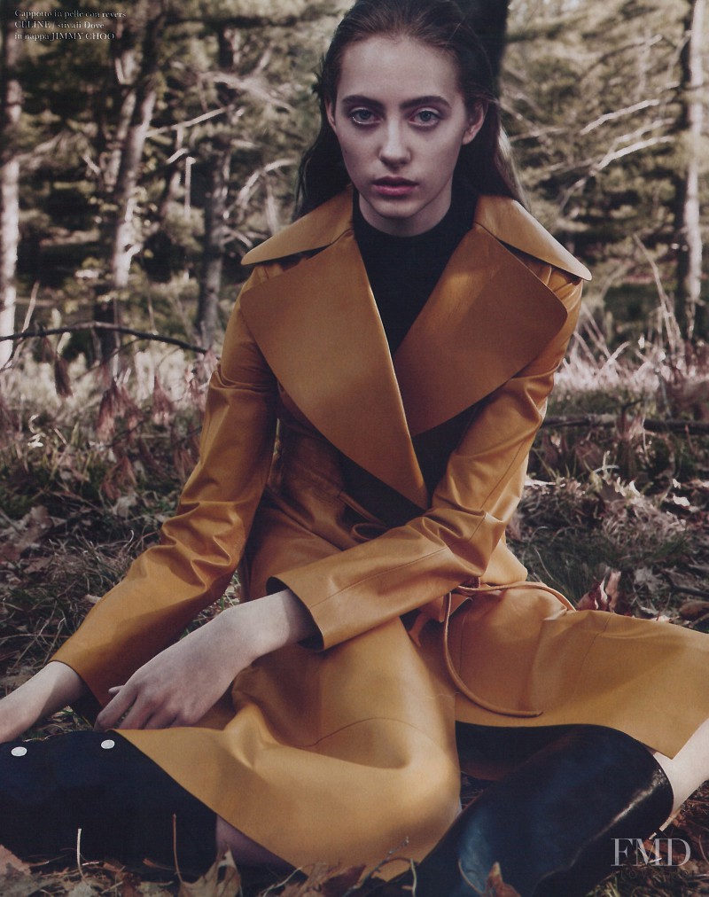 Lia Pavlova featured in Fashion I, October 2015