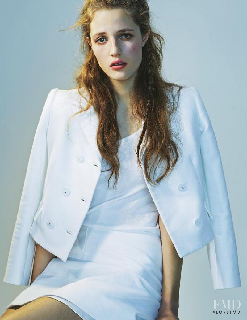 Julia Banas featured in Bianco & ..., February 2014