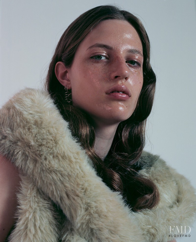 Julia Banas featured in Beauty, July 2014