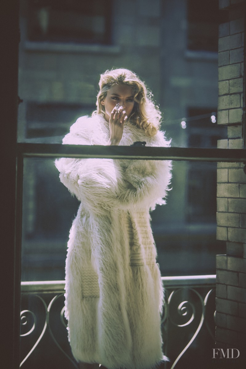 Martha Hunt featured in Martha Hunt, September 2015