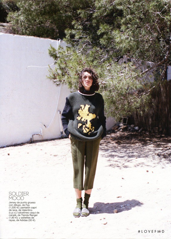 Steffy Argelich featured in El Final Del Verano, August 2014