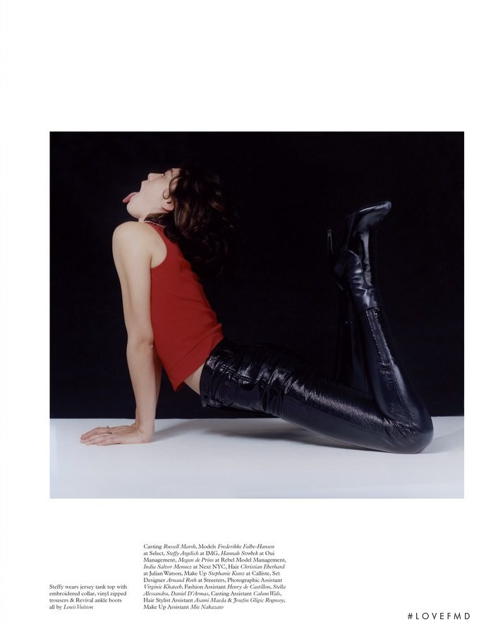 Steffy Argelich featured in Weir, September 2014