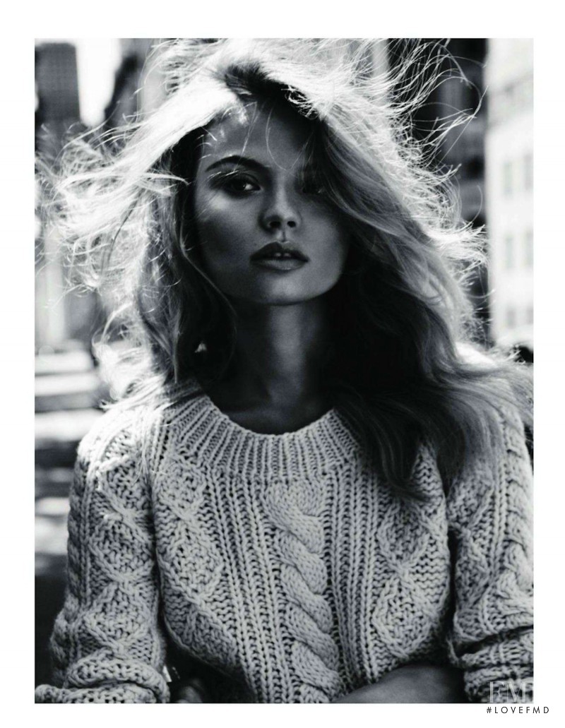 Magdalena Frackowiak featured in De Brut En Blanc, November 2011