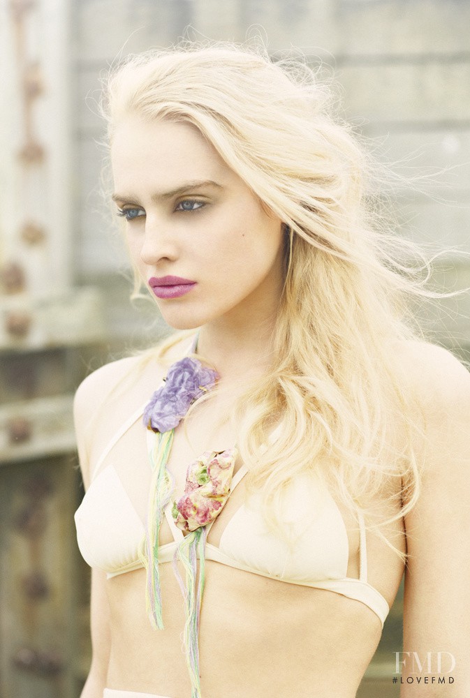 Arabella Ballantyne featured in Beauty, October 2014