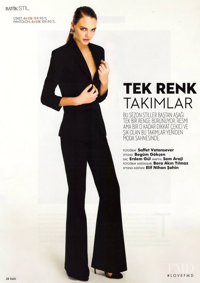 Kristina Peric featured in Sik Trikolar, March 2013