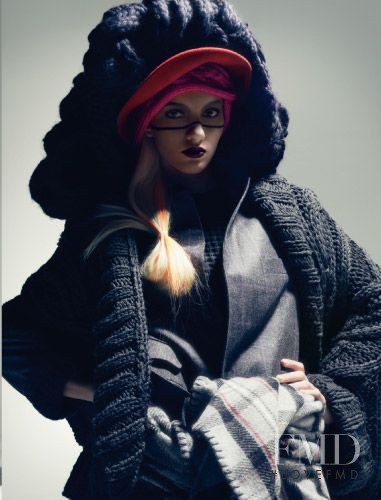 Anya Kazakova featured in Head Won\'t Stop, December 2008