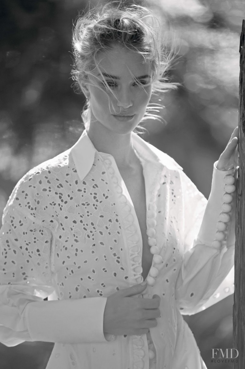 Rosie Huntington-Whiteley featured in It\'s All Rosie, February 2016