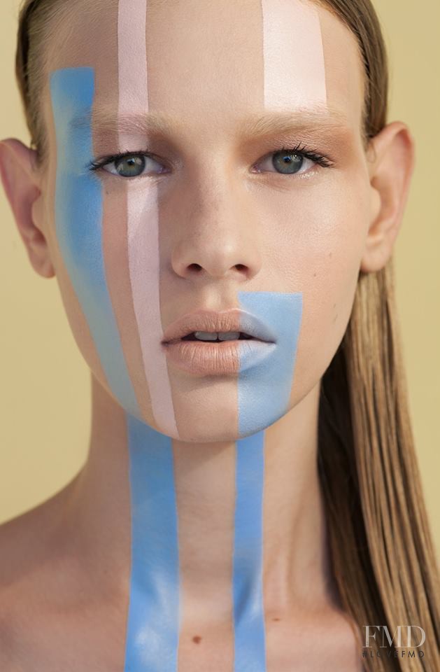 Sofia Mechetner featured in Beauty, October 2015