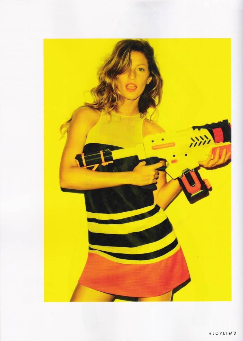 Gisele Bundchen featured in Gisele Pop, November 2011