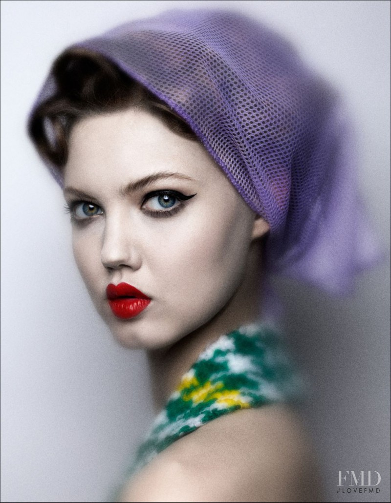 Lindsey Wixson featured in On Vacation, September 2015