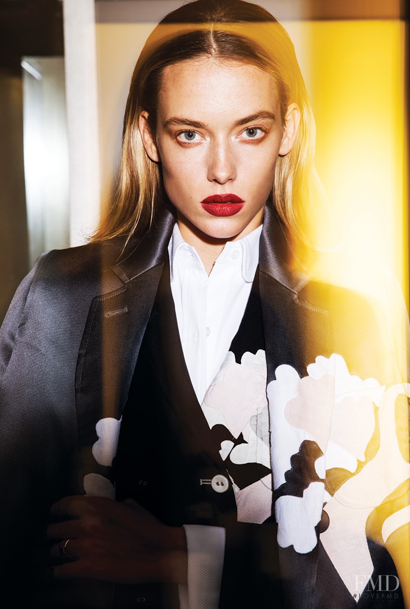 Hannah Ferguson featured in Hannah, December 2015