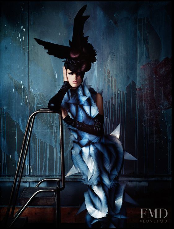 Saskia de Brauw featured in Couture 2011, December 2011