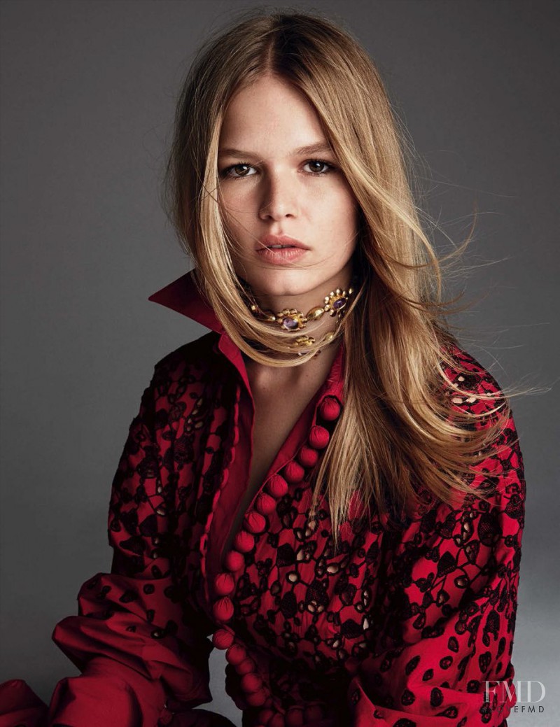 Anna Ewers featured in Miss Flora, March 2016