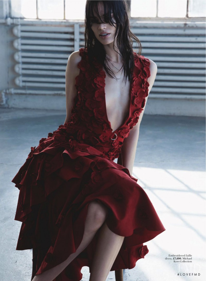 Rianne ten Haken featured in Make Waves, March 2016