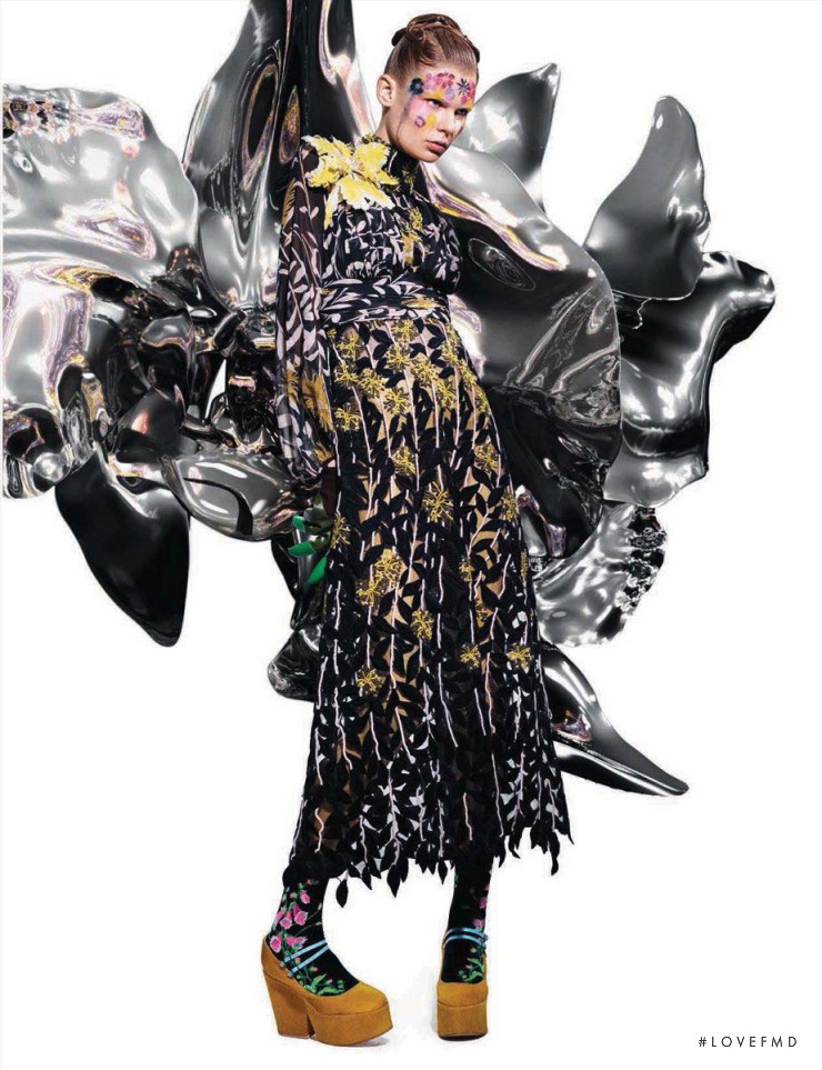 Alexandra Elizabeth Ljadov featured in Garten Eden, January 2016