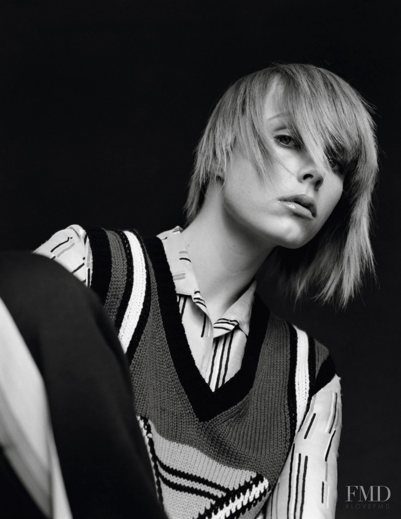 Edie Campbell featured in Edie N’en Fait Qu’à Sa Tête, March 2016