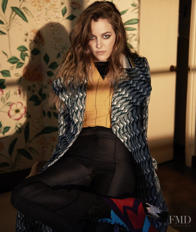 Danielle Riley Keough featured in Riley Keough, March 2016
