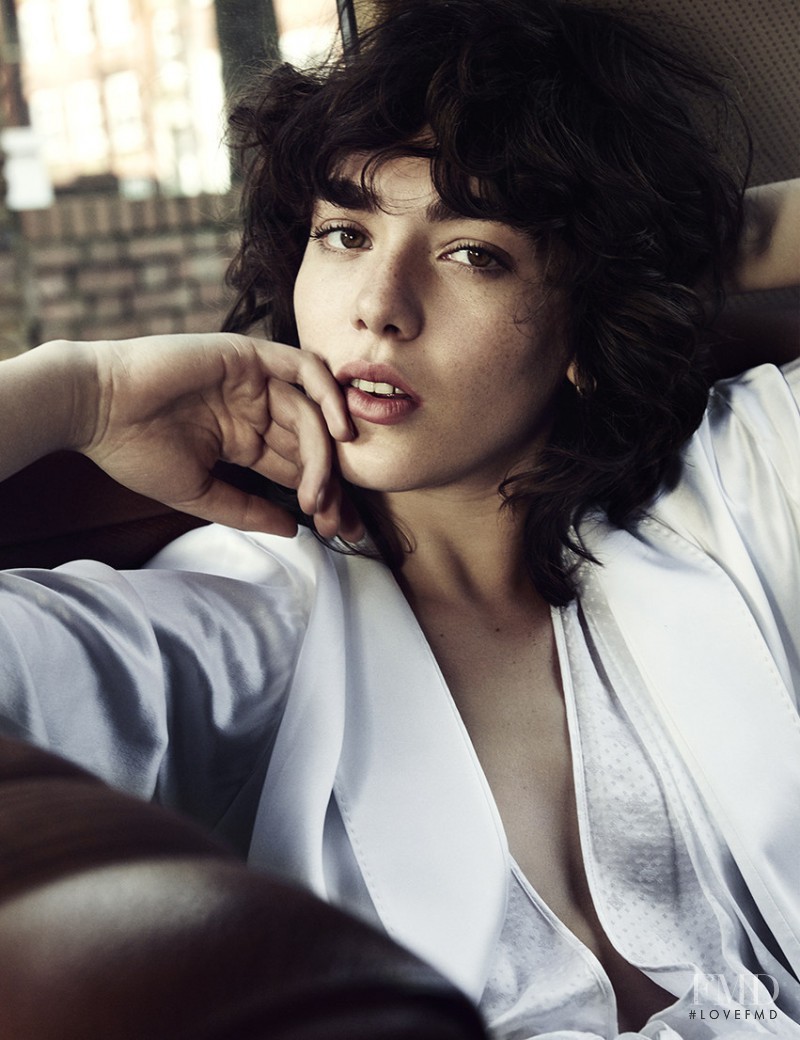 Steffy Argelich featured in Steffy Argelich, February 2016
