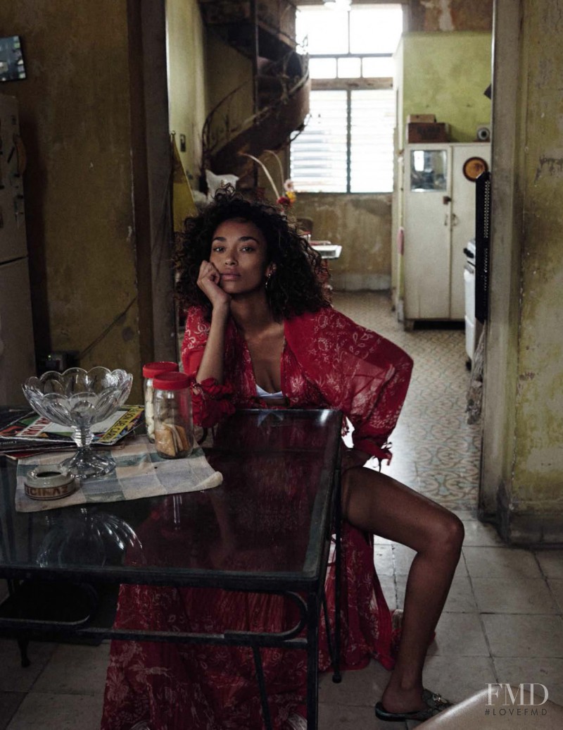 Anais Mali featured in Bienvenida, Cuba, March 2016