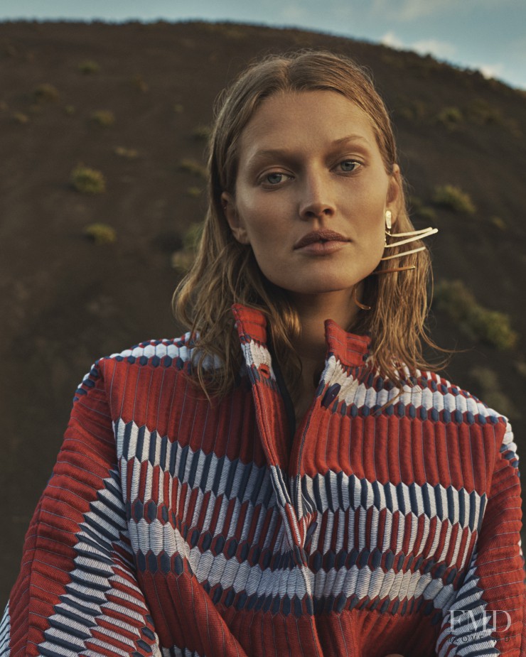 Toni Garrn featured in Au-dessous Du Volcan, February 2016