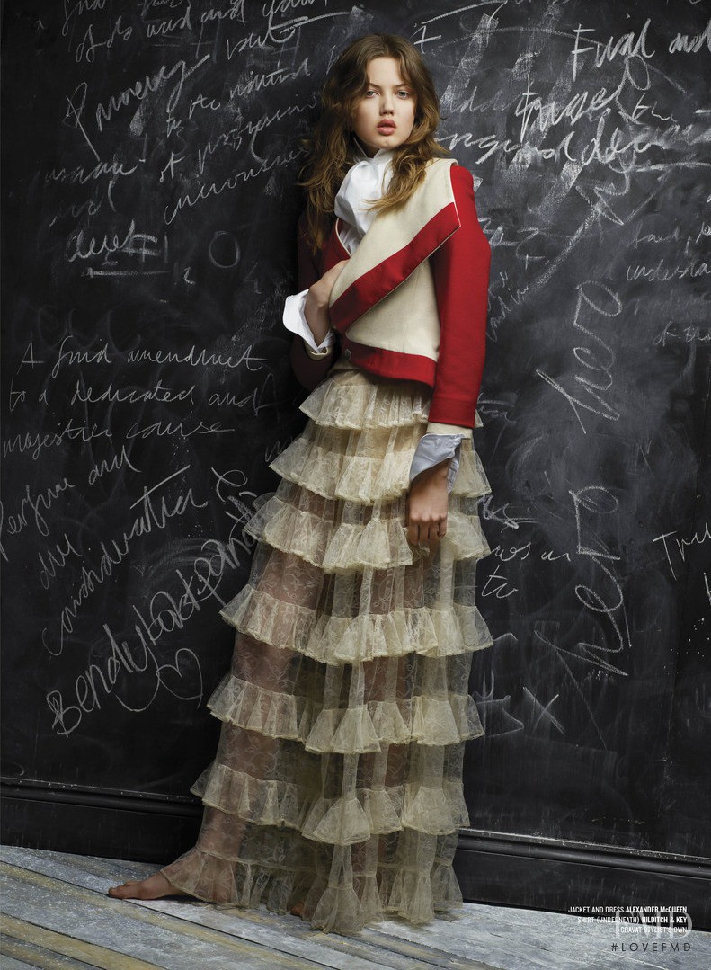 Lindsey Wixson featured in Karl\'s Class Reunion, February 2016