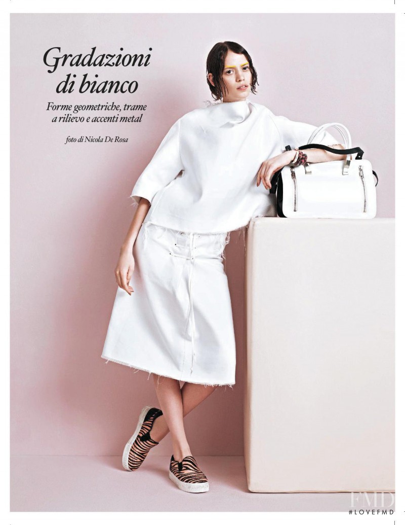 Amanda de Oliveira Queiroz featured in Gradazioni di bianco, March 2014