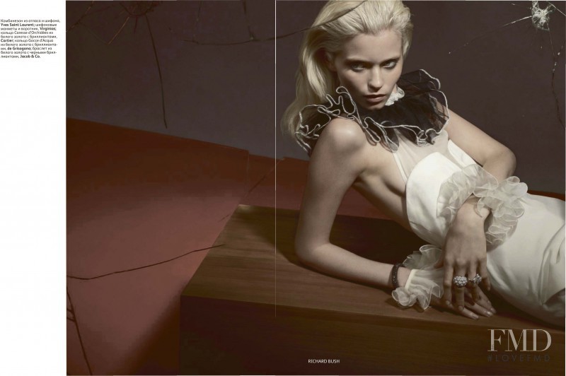 Abbey Lee Kershaw featured in Dream of the Red Chamber, December 2011