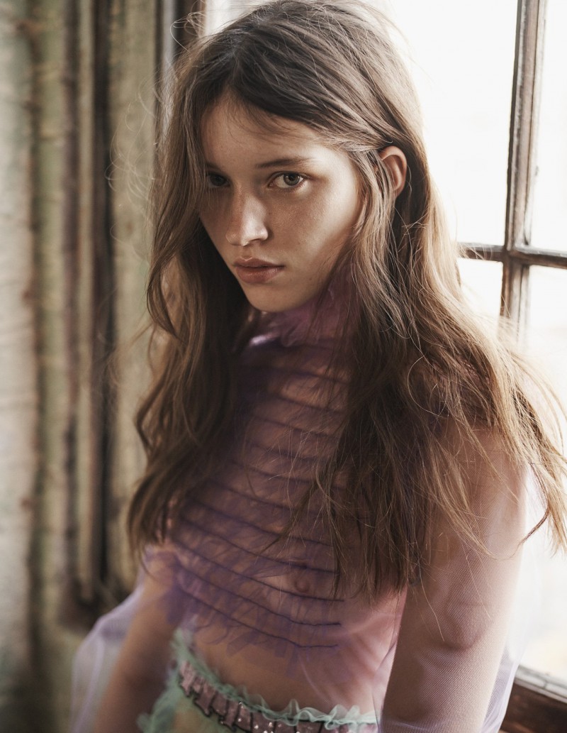 Lottie Hayes featured in Lottie, Niki, Erin, February 2016