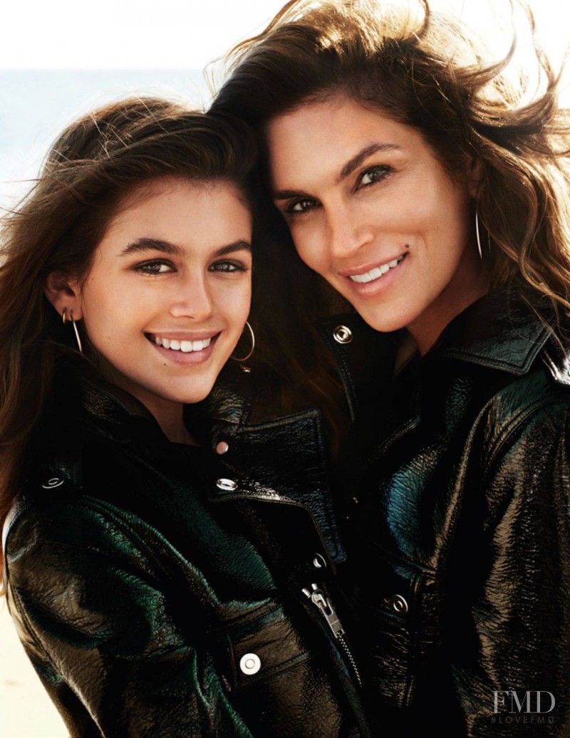 Cindy Crawford featured in Famille Modele, April 2016