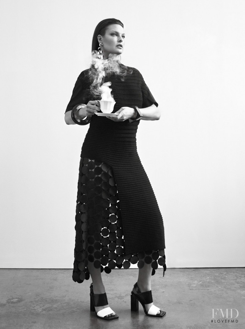 Linda Evangelista featured in Linda Evangelista, February 2016