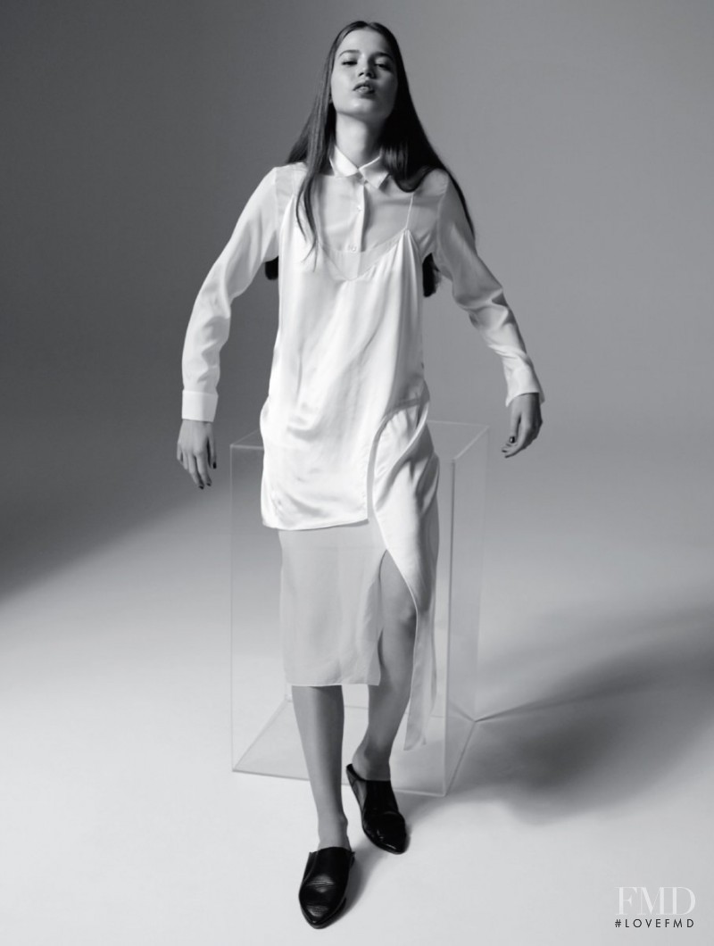 Sara Witt featured in Bianco vs Nero, April 2016