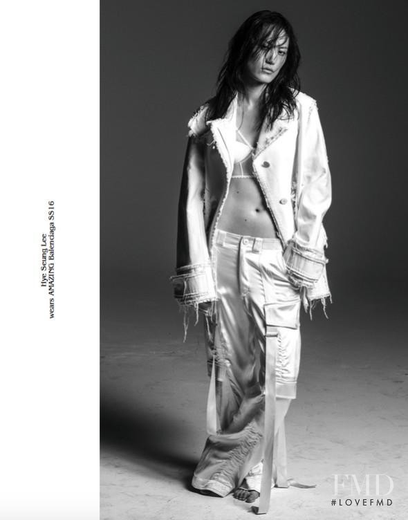 Hye Seung Lee featured in Amazing SS16, February 2016